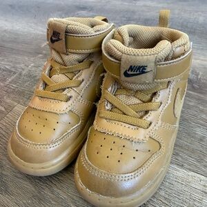 Nike 8c